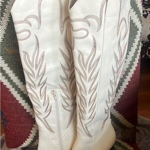 Oasis society Boots NWT size 8